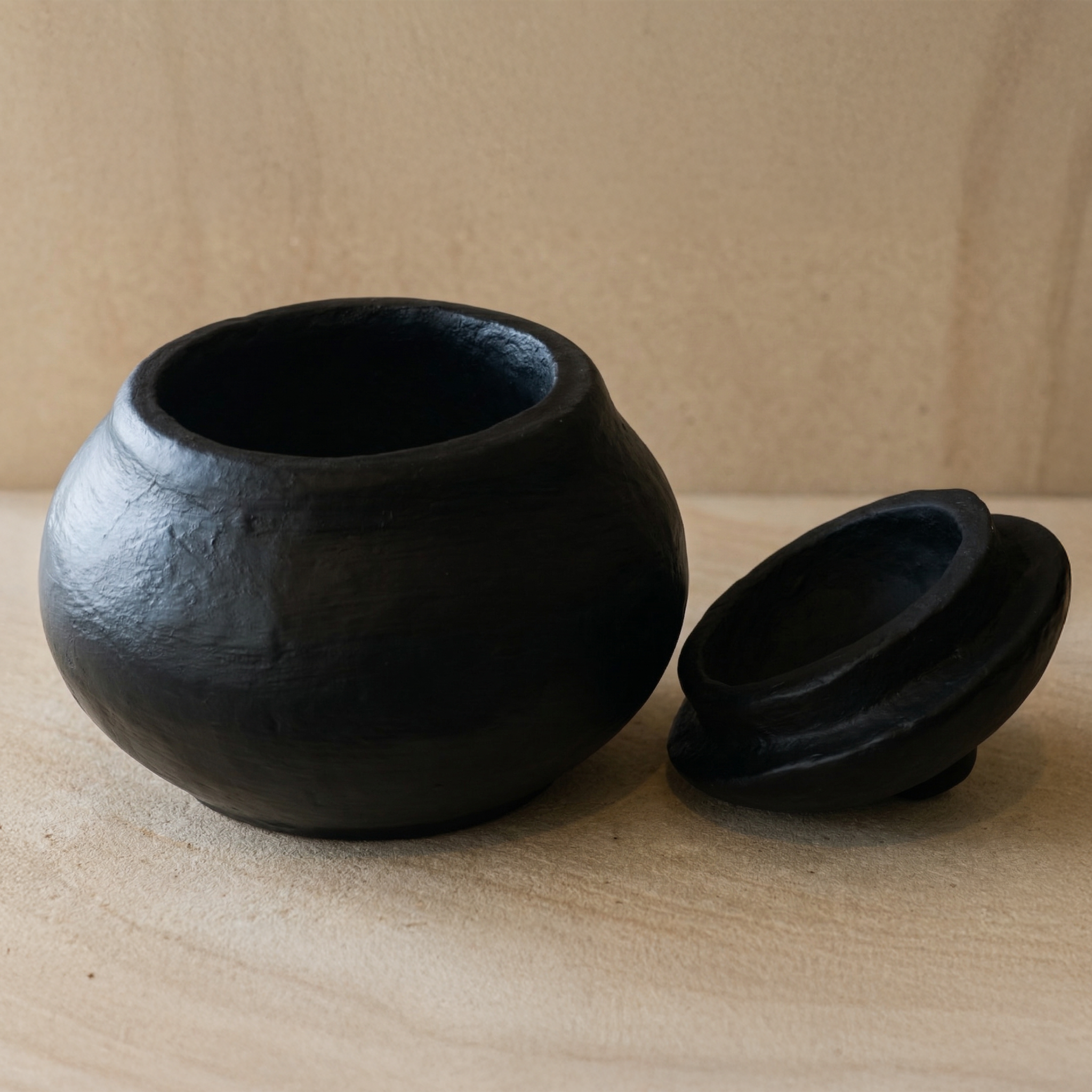 Nidhi Keepsake Pot